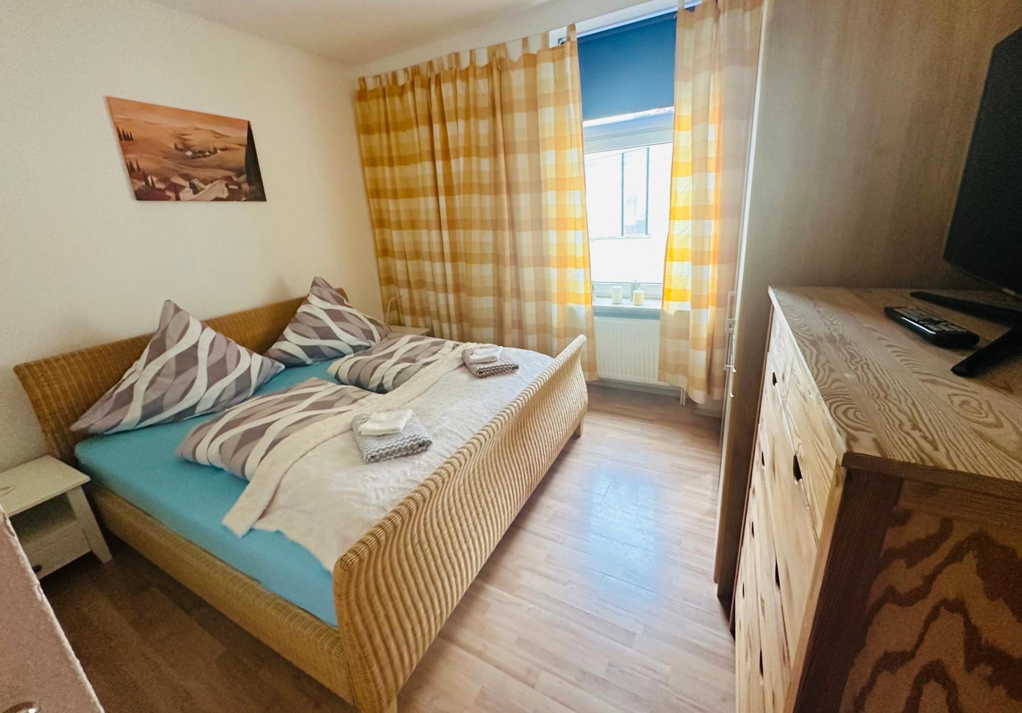 Ferienwohnung Am Elberadweg Dessau-Rosslau Екстер'єр фото